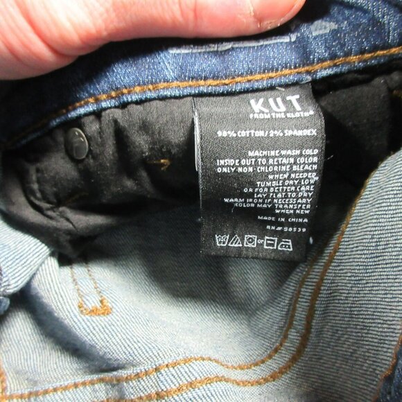 KFTK womens dark wash distressed rips strech frayed jean shorts 8 EUC - Picture 4 of 8